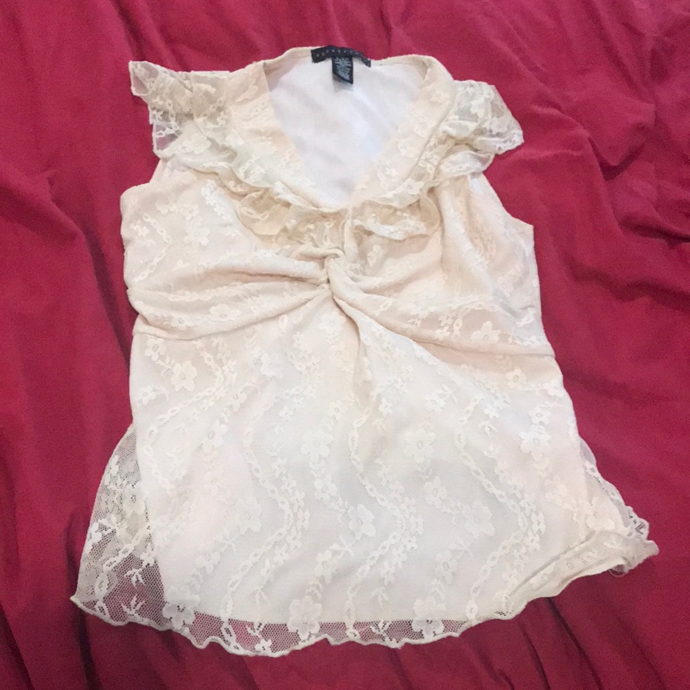 Women’s lace sleeveless top